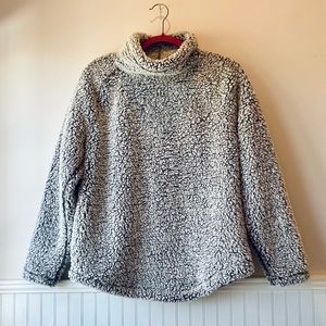 Brand new! Eddie Bauer - Super soft turtleneck sherpa/teddy pullover -S